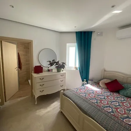 Apartmán 3 Bedroom Luxury With Garden And Church Views *