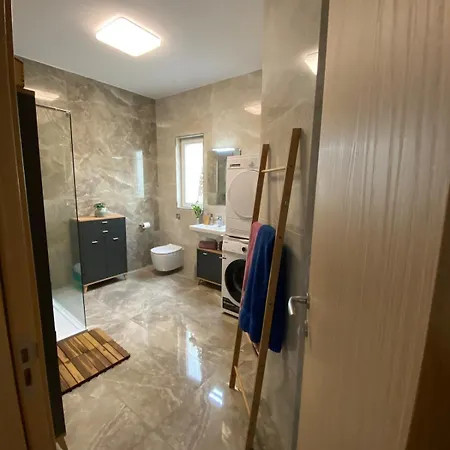 3 Bedroom Luxury With Garden And Church Views Gharghur