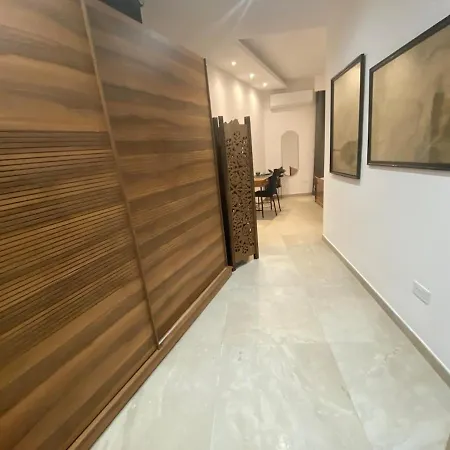 3 Bedroom Luxury With Garden And Church Views Apartmán Gharghur